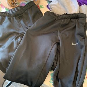 NIKE. Youth sweatpants
